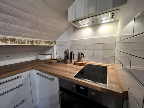 Successful Airbnb property: Eco Chalet style apartment in Mirca