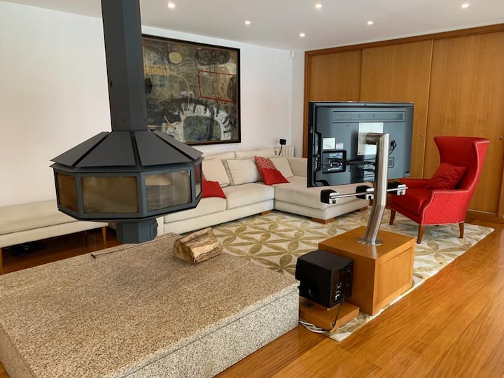 Villa Com Piscina Aquecida, Jacuzzi & Sauna - Arrifana