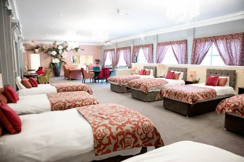 The Garden Party at Hollin House