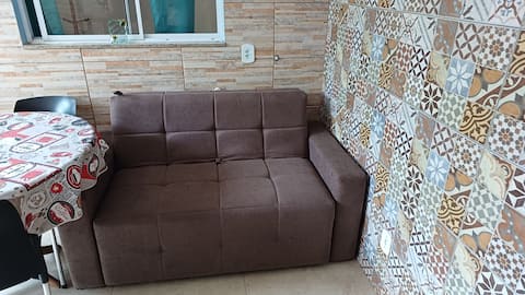 Top performing Airbnb: kitinet do Gaucho in Maricá