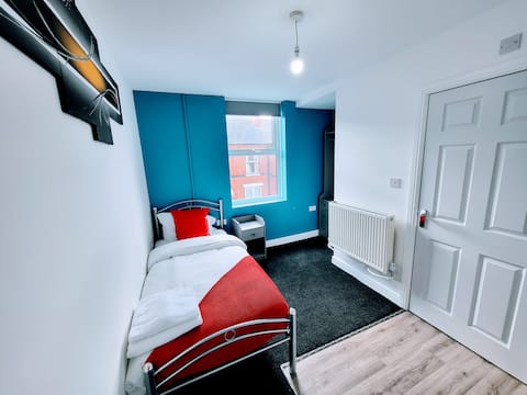 Top performing Airbnb: Self-Contained Budget Apartment in Berridge