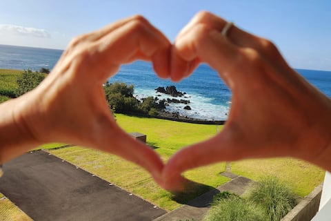 Life on Quinta do Mar - New Oceanfront Oasis