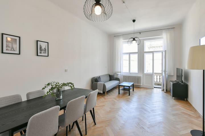 Petrin Garden 2BR Apartment # 8 by WSP Apartments