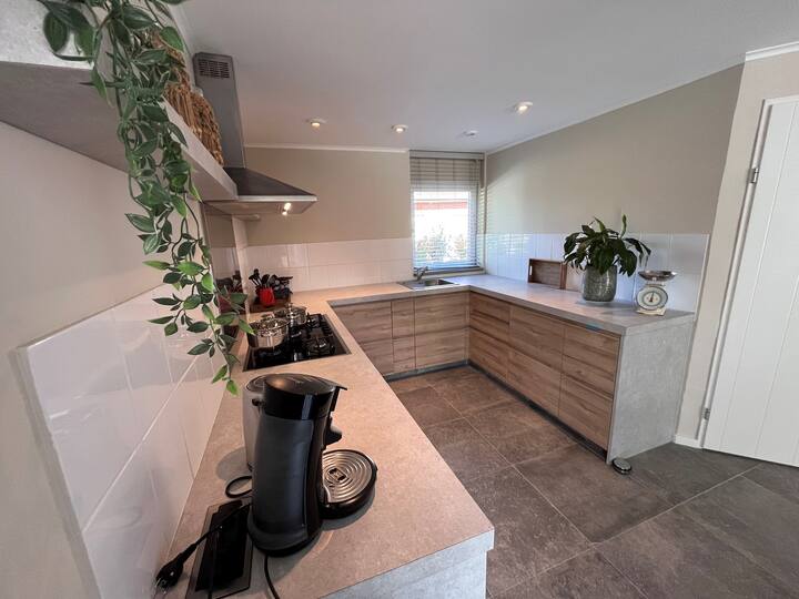 Cozy holiday home with large enclosed garden