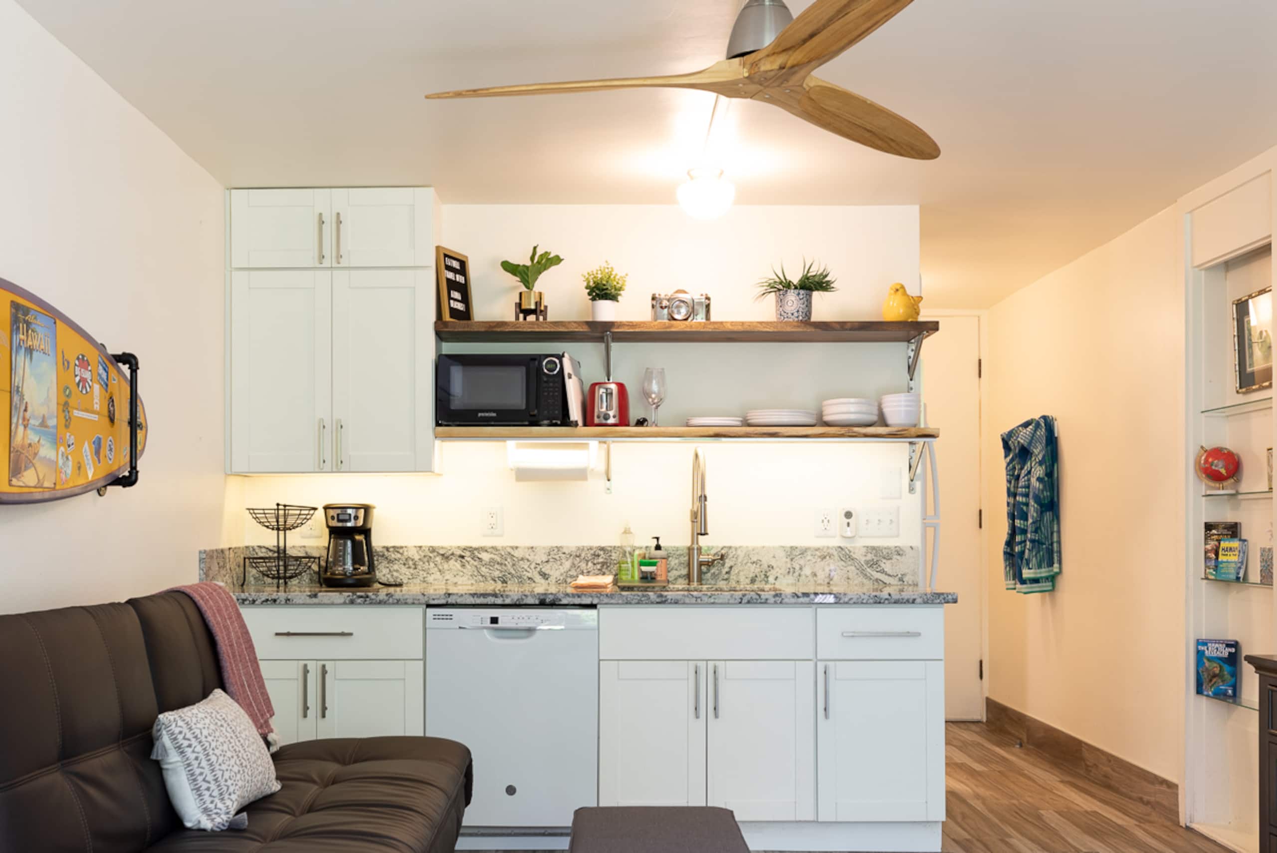 Charming Downtown Studio | Steps from the Ocean - Image 11