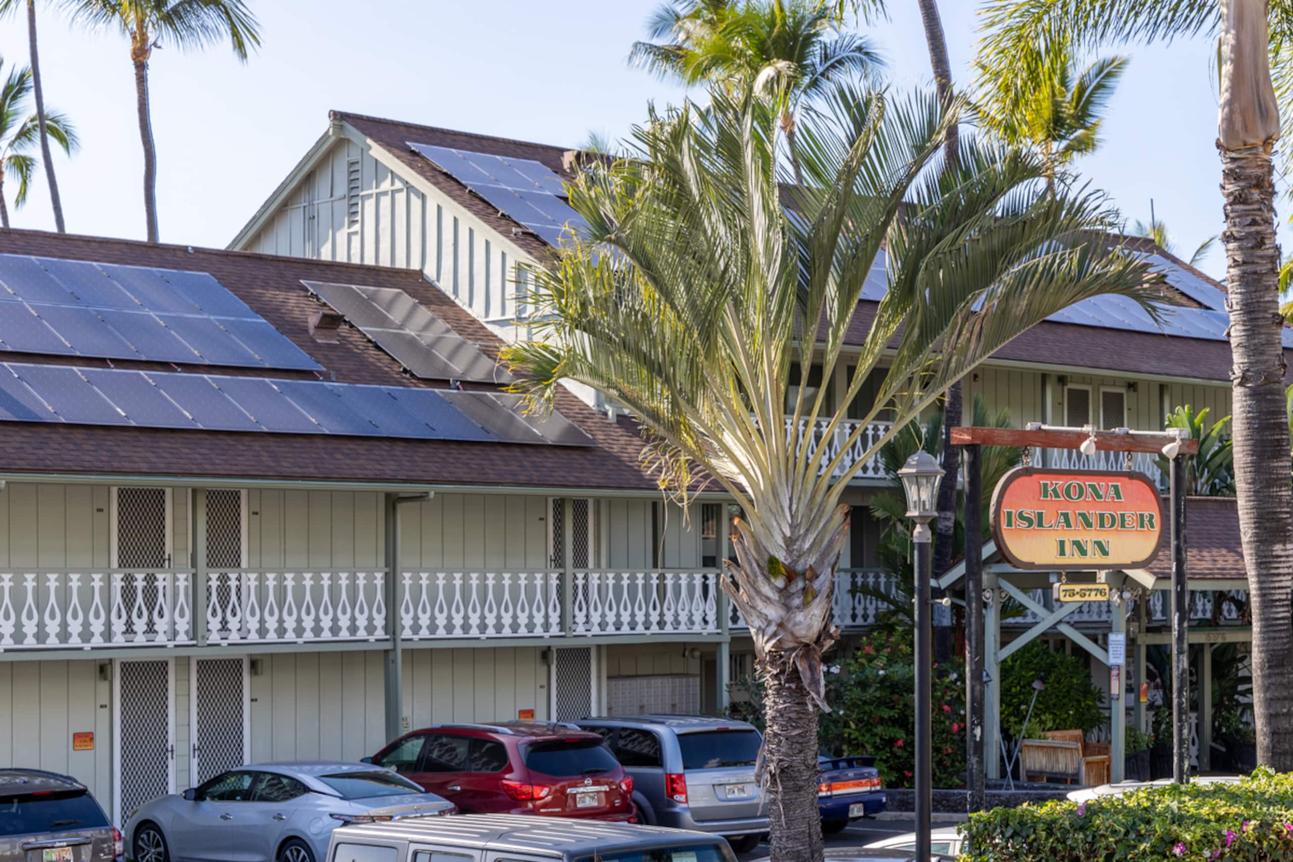 Charming Downtown Studio | Steps from the Ocean - Image 19