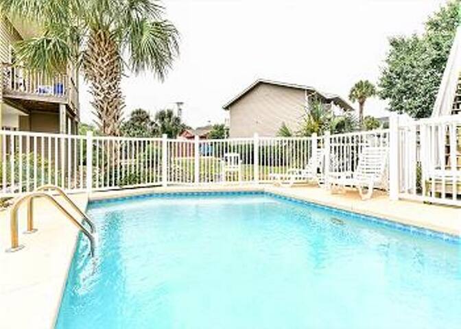 Surfside Realty managed Airbnb listing 2
