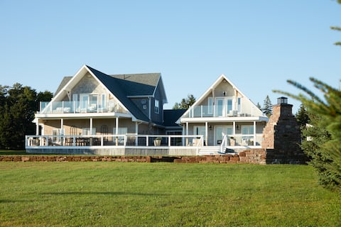Luxury Water View Home with Hot Tub