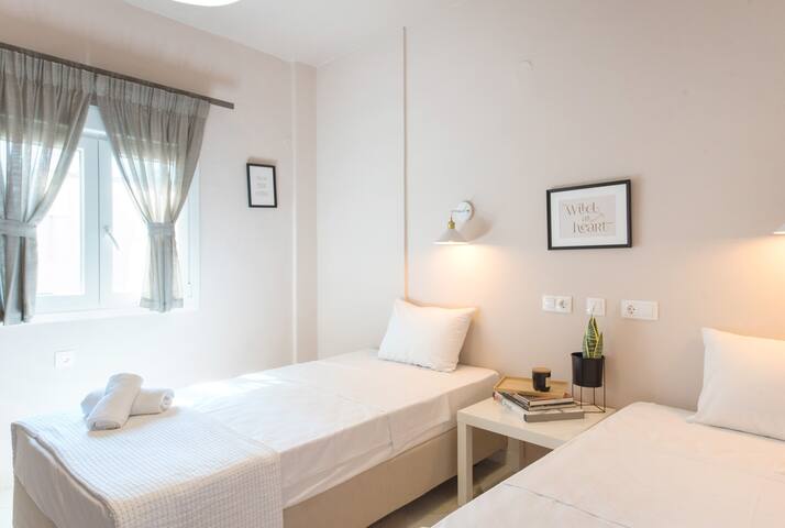 Daphne by halu! : Downtown family penthouse gallery image 5