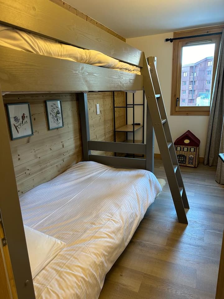 Chumba cha 3 cha kulala (kitanda cha ghorofa cha mita 90x200)