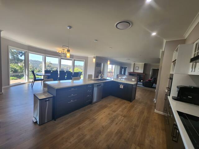 Scarlet Woods Big House gallery image 5