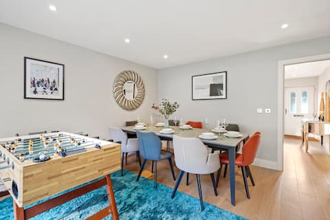 Luxury Detached 5-Bed - HOT TUB-Long Stay Discount