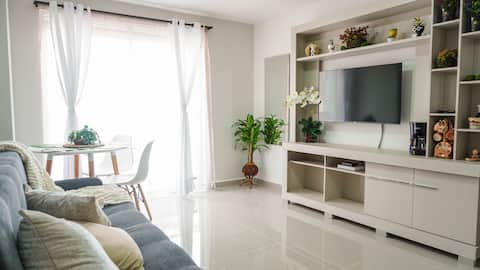 Top performing Airbnb: Accommodation near the Medellín Metro in Castilla