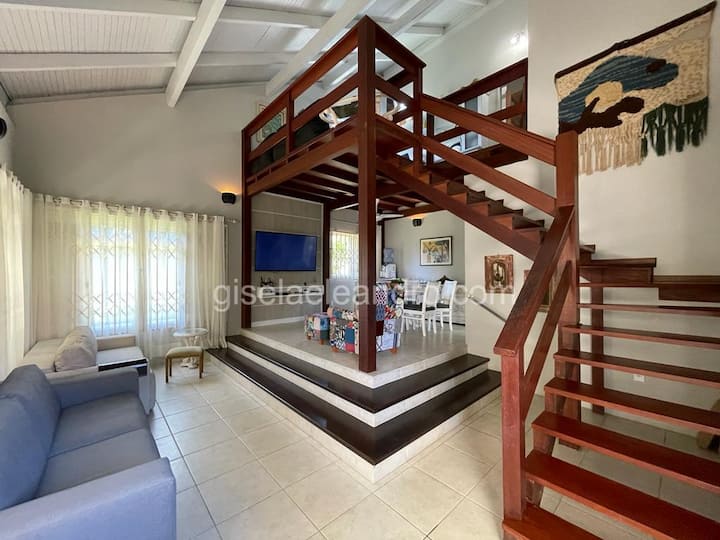 Casa De Praia, 30 Metros Do Mar Em Ingleses. - Florianópolis