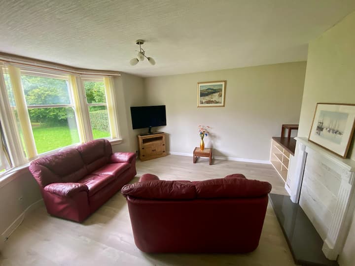 Invereck Cottage 6 (King And Double) - Dunoon