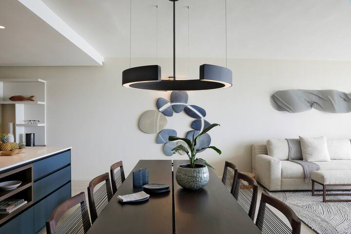 • DelphineBlu • Luxury Apartment with Ocean Views gallery image 2