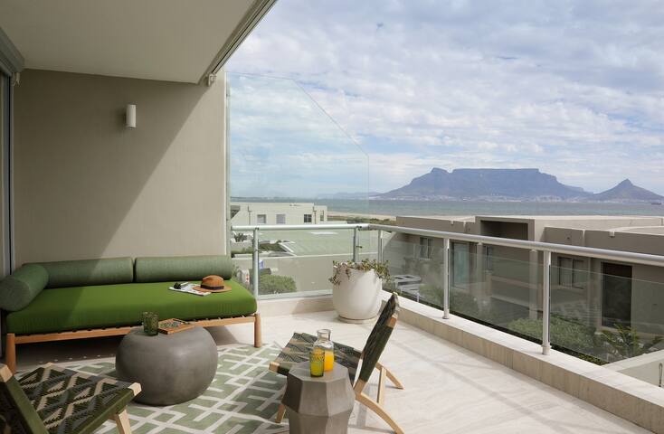 • DelphineBlu • Luxury Apartment with Ocean Views gallery image 3