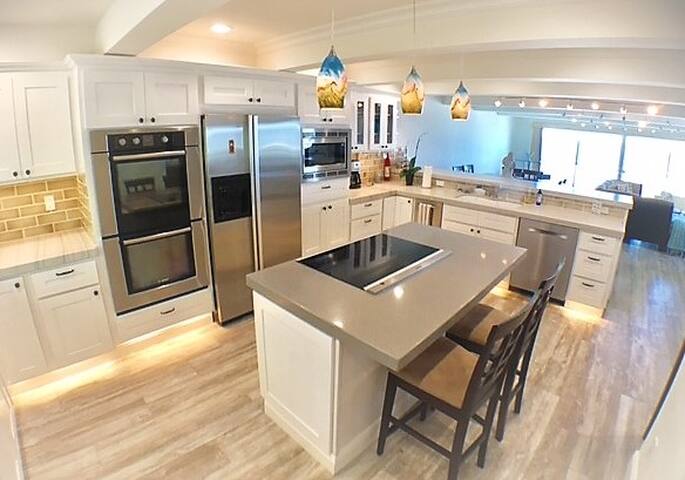 BlissOnTheBay333 gallery image 3