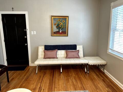 Successful Airbnb property: Gigi's Midtown Getaway #2 in Mobile