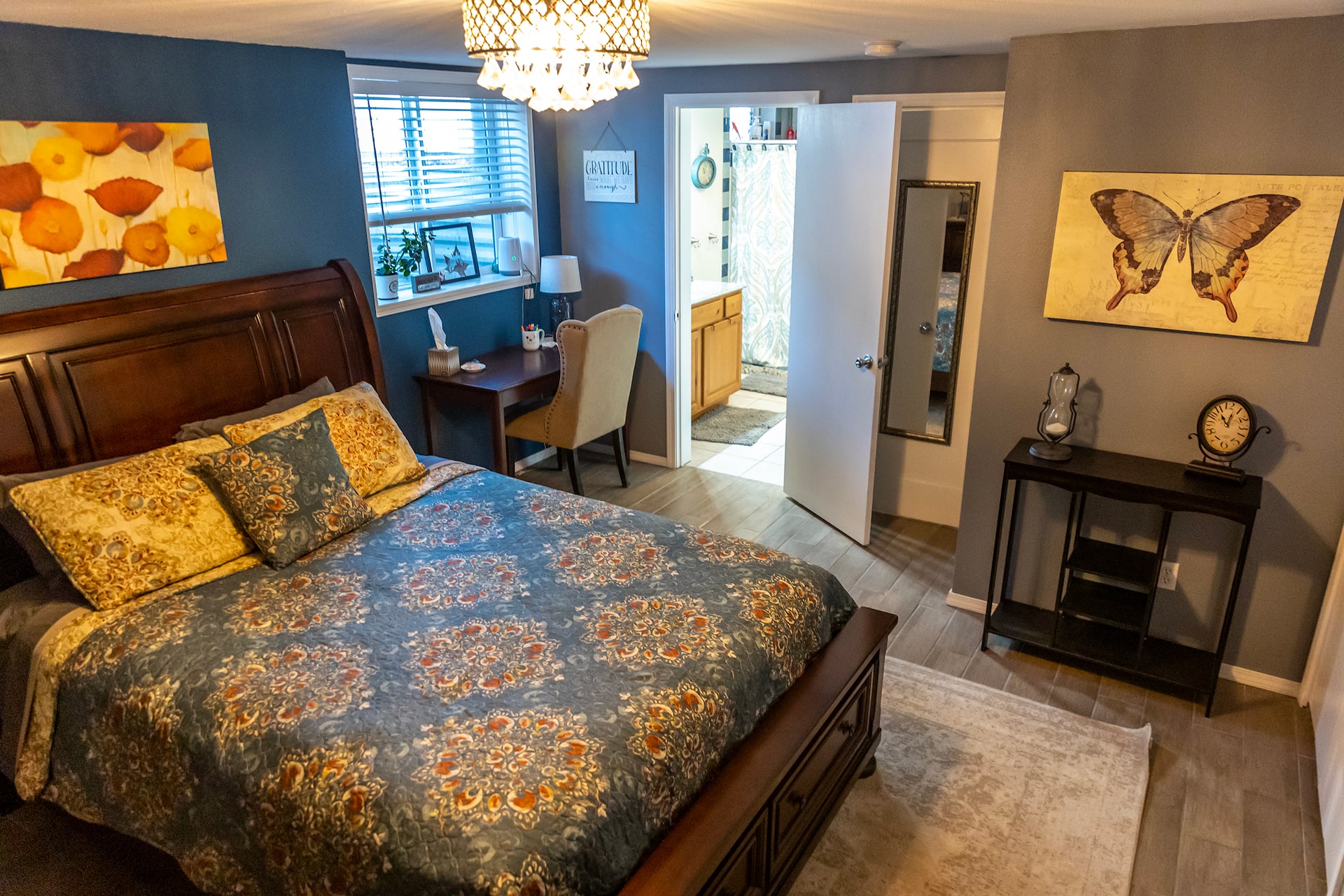 The Nest on Normal Hill - 2 Bedroom Basement Apt