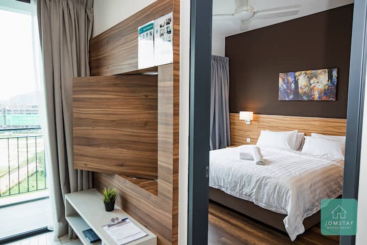 1. spavaća soba 1: bračni krevet (širine 180-220 cm) 