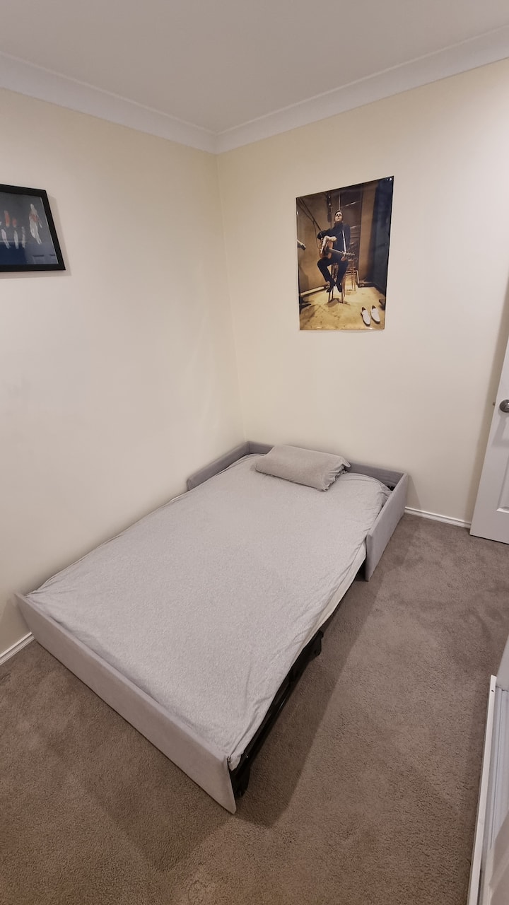 غرفة النوم 1