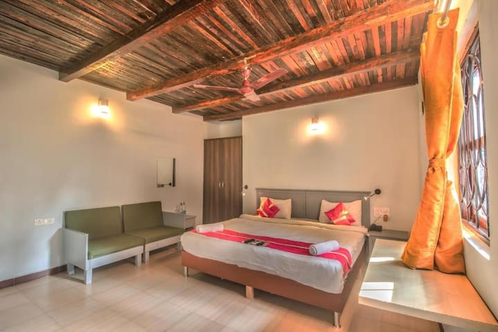 Suite Room Coco Baga Resort, Goa