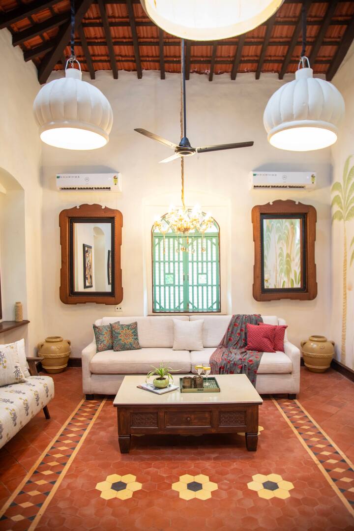 Living room image 3