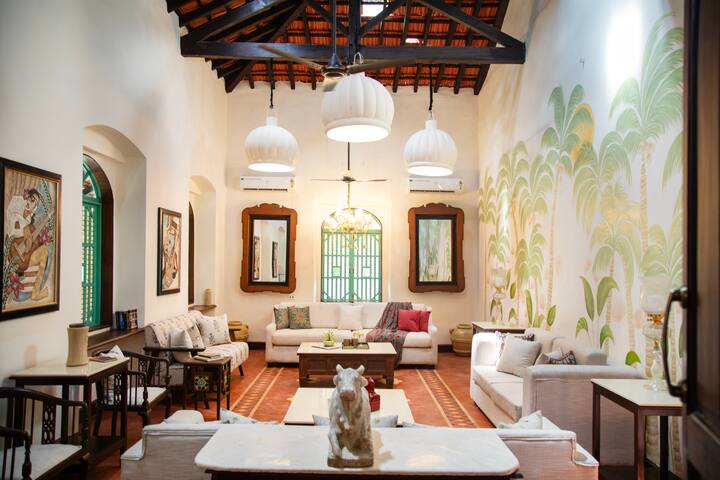 Living room image 1