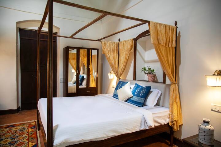 Bedroom image 2