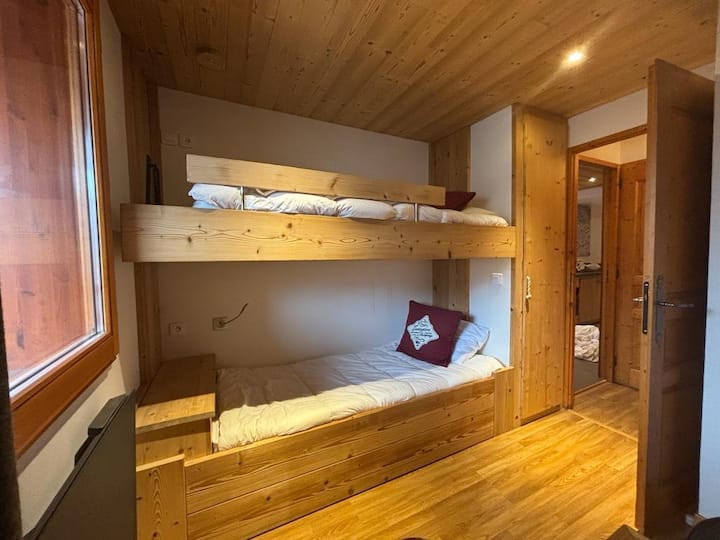 חדר שינה 3: מיטות קומתיים 80x200