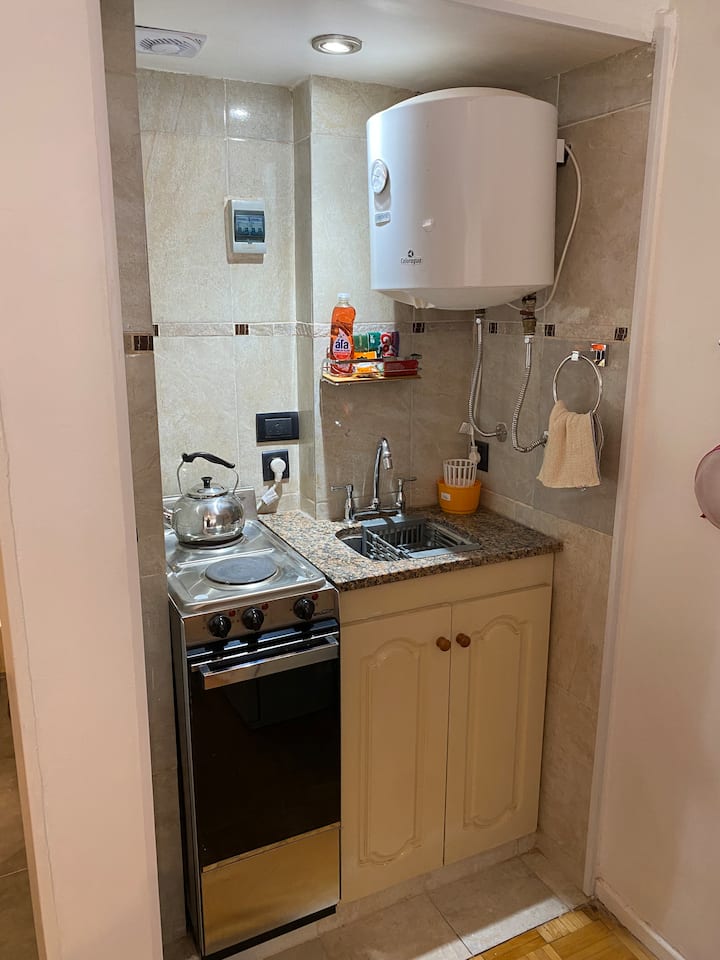 Kitnet mobiliada em Retiro com ar-condicionado e Wi-Fi