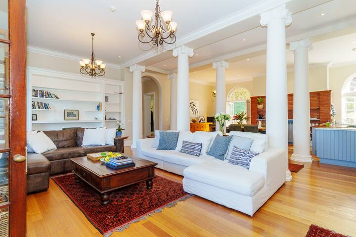 Majestic Apartment in Kalk Bay gallery image 4