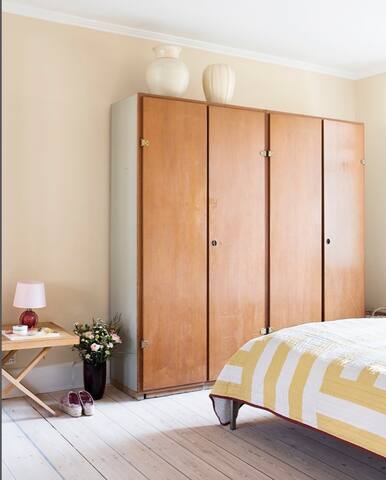 Townhouse near the beach gallery image 2