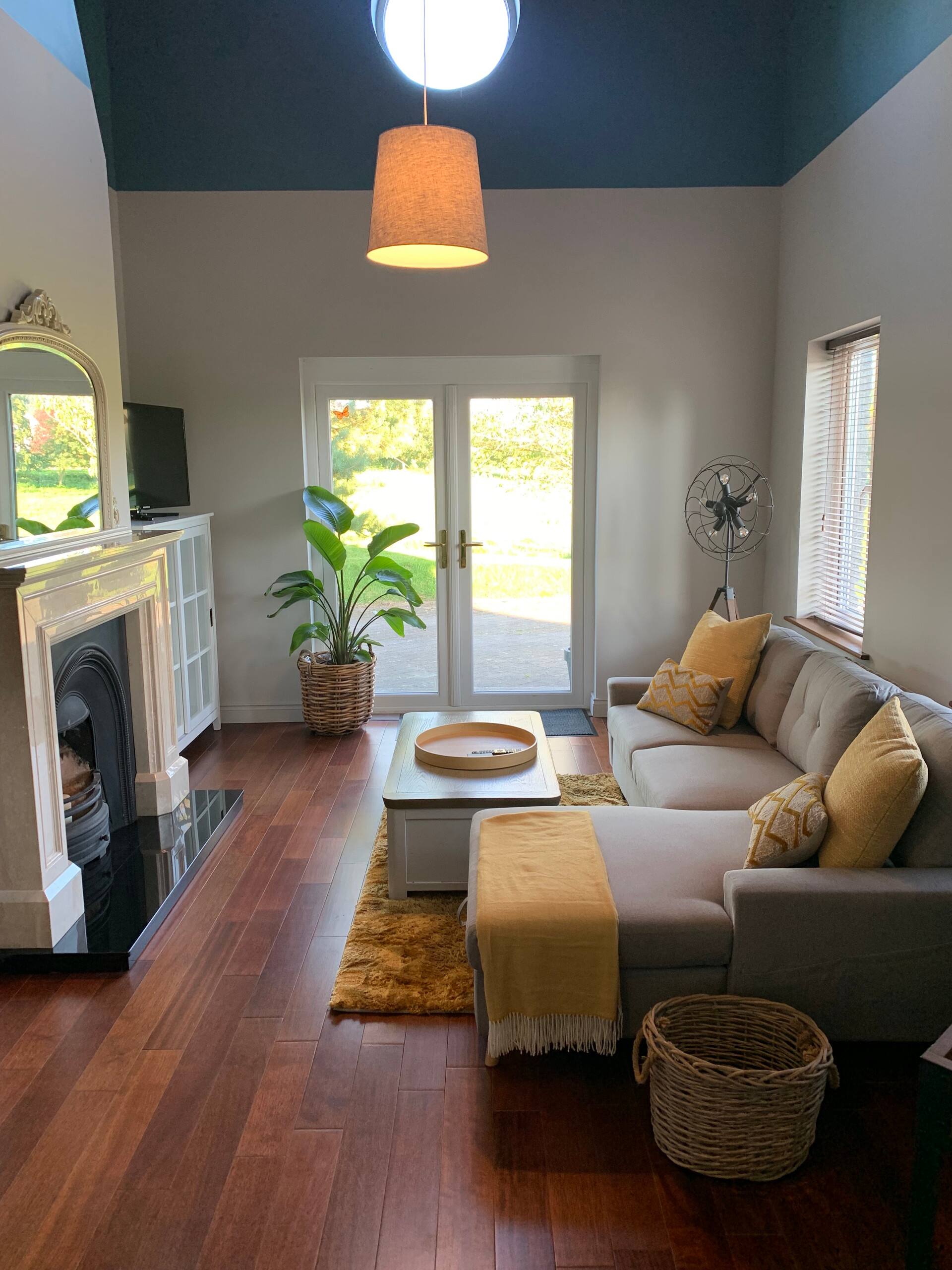 Hawthorn Mews - Contemporary Studio Getaway