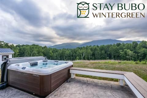 Stargaze on 12 Acres: Hot Tub 55"TV Fire Pit Grill