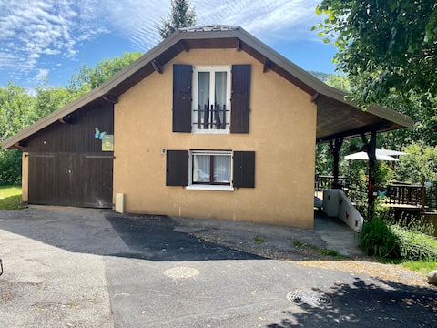 House with terrace and garden