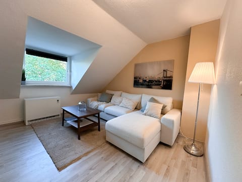 Erfolgreiche Airbnb-Immobilie: Apartment with bed and sofa bed in Ostviertel