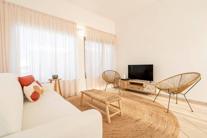 Moderne villa aan zee met (dak)terrassen en tuin gallery image 5