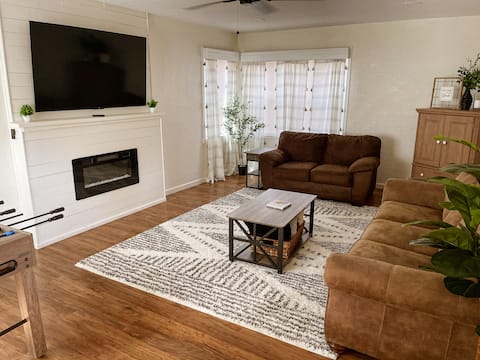 Newly Remodeled Family Retreat