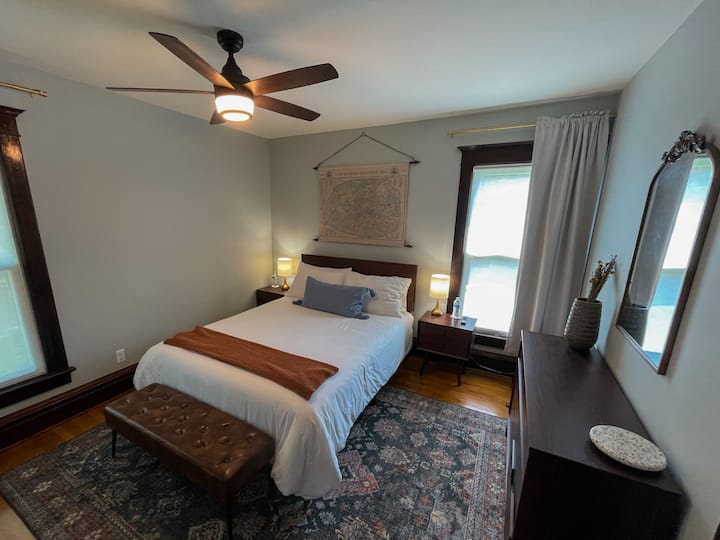 El dormitorio parisino (cama tamaño queen)