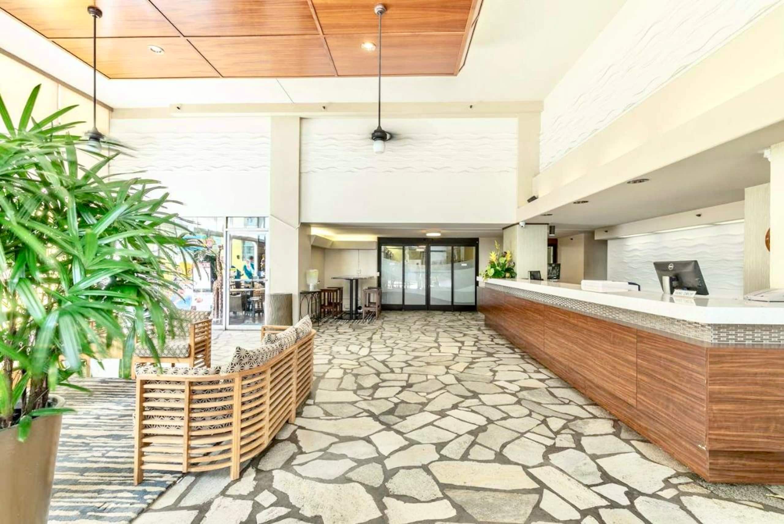 Minutes Away from Beach! Sea-N-Waikiki Condo! - Image 10