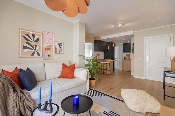 Downtown Flat With 46 Sqm Private Rooftop Terrace - Malaga