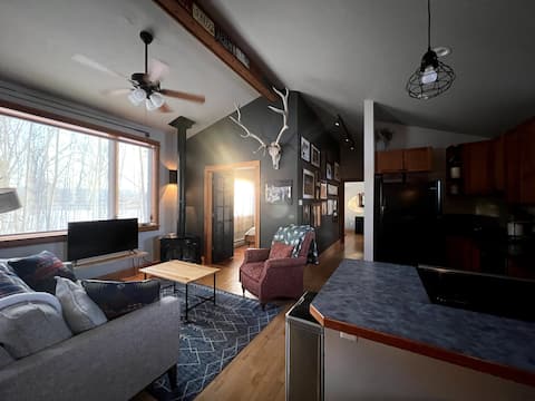 Top Airbnb: Coop in Four Corners
