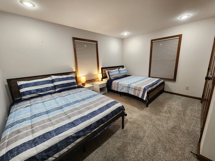 Bedroom 3 - Two Queen Beds