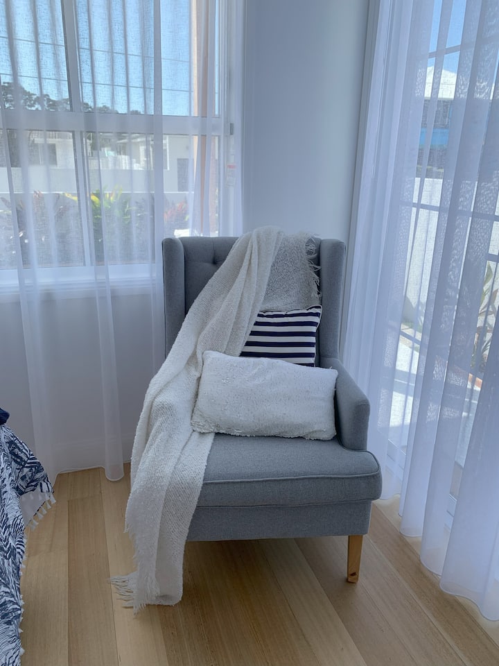 Coastal Bliss - Better Than A Hotel! - Gold Coast