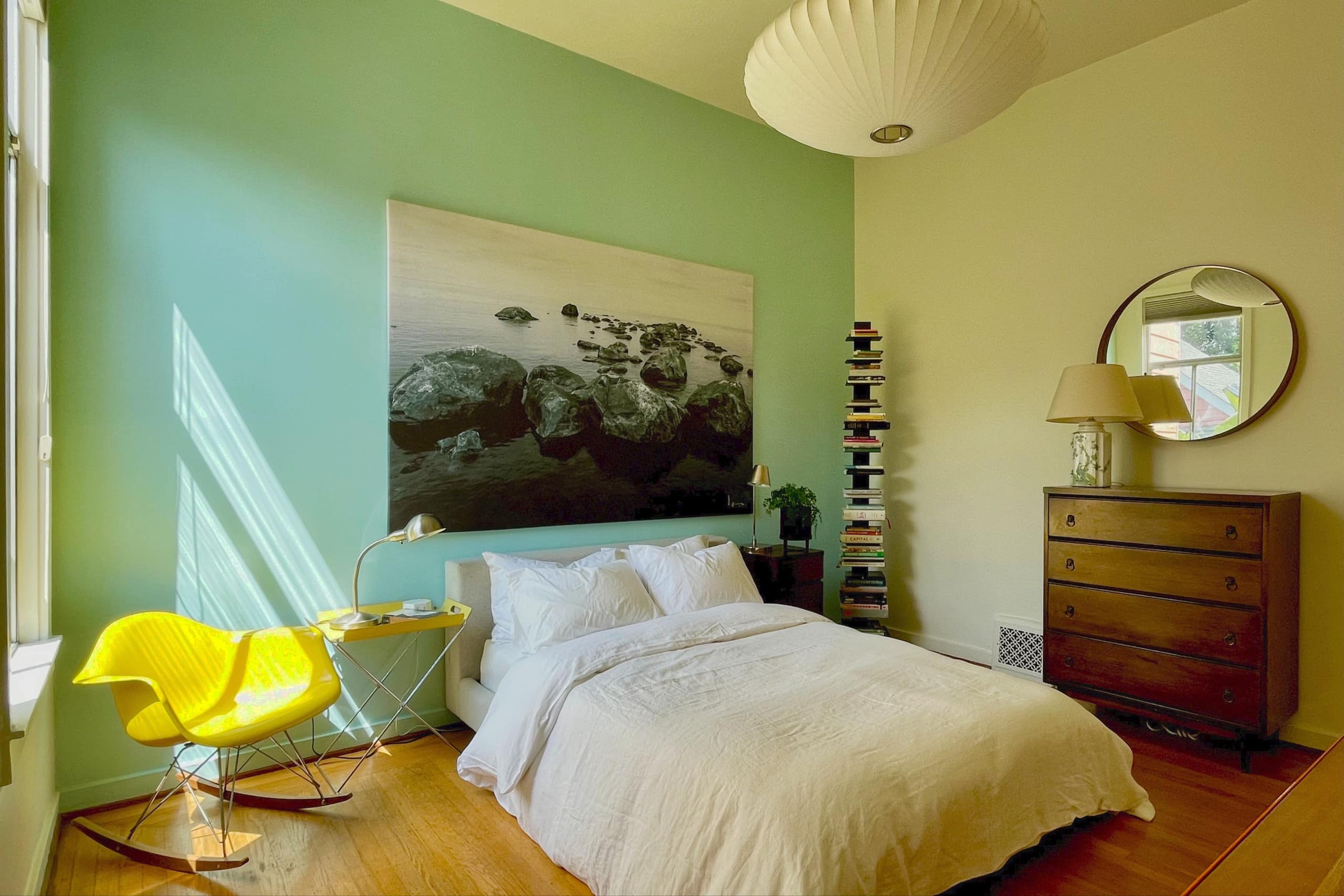 Home in San Francisco · ★4.96 · 3 bedrooms · 4 beds · 2 baths - Image 14