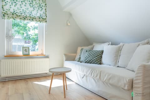 Top Airbnb: Heart of the Sudetes Apartment, MyWeek in Kudowa Zdrój