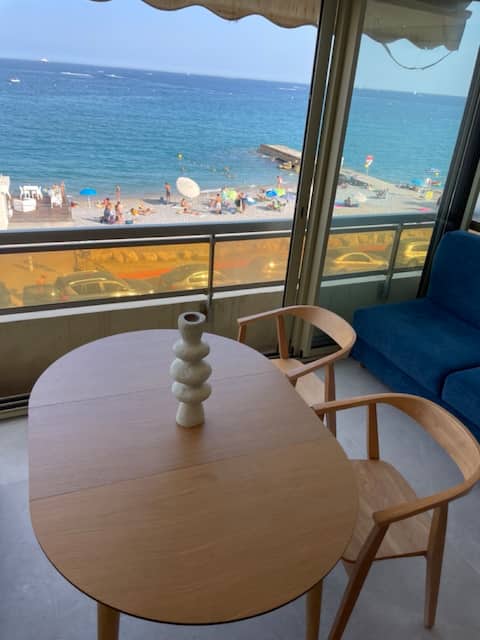 Apartment for 4 pers by the sea with view