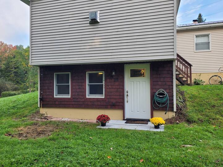 Countryside Ground Level Apartment Apartments for Rent in Lowell